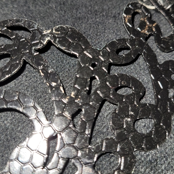 Black Statement Necklace - Picture 2 of 4